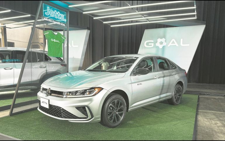 Jetta. El modelo se suma a la estética mundialista. ESPECIAL