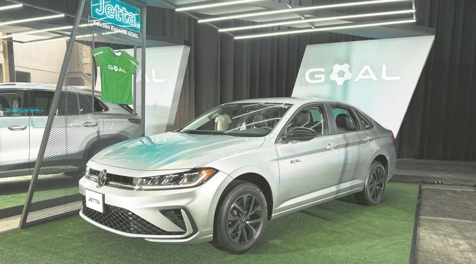 Jetta. El modelo se suma a la estética mundialista. ESPECIAL