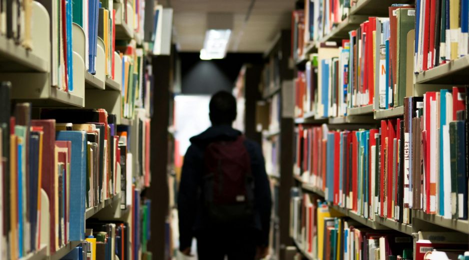 El Día del Estudiante tiene el objetivo de honrar la memoria de aquellos que arriesgaron su integridad física para legarnos un sistema universitario libre, crítico y autónomo. Unsplash