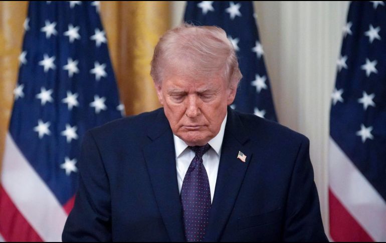 Donald Trump sostuvo reuniones con su equipo de seguridad para analizar el rumbo de las negociaciones entre Estados Unidos e Irán. EFE / Y. Gripas