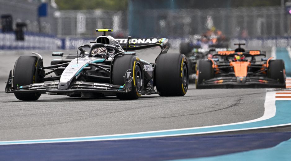 Russell abrió la jornada con el triunfo en la carrera sprint y posteriormente encabezó el 1-2 de la escudería Mercedes. AFP/ M. RODRIGUEZ CARRILLO.