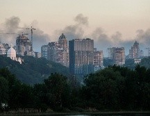 El Ministerio ruso de Defensa confirmó el domingo que utilizó el Oreshnik, así como otros tipos de misiles, para atacar 