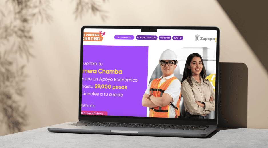El Gobierno de Zapopan, bajo el liderazgo del alcalde Juan José Frangie, diseñó esta innovadora bolsa de trabajo para conectar a los nuevos talentos con el sector empresarial local. ESPECIAL/ Canva/ Gobierno de Zapopan