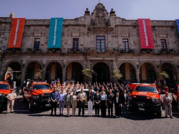 La coordinadora municipal de Gestión Integral de Riesgos, Protección Civil y Bomberos destacó el trabajo de sus elementos y agradeció el apoyo de la alcaldesa para equipar y fortalecer a la corporación. ESPECIAL / Gobierno de Guadalajara