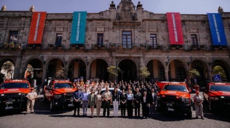 La coordinadora municipal de Gestión Integral de Riesgos, Protección Civil y Bomberos destacó el trabajo de sus elementos y agradeció el apoyo de la alcaldesa para equipar y fortalecer a la corporación. ESPECIAL / Gobierno de Guadalajara