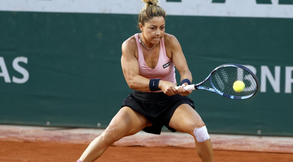 Diana, la rival de Zarazúa, no perdió ni un solo servicio durante el segundo set y dominó cada sector de la cancha para sellar el contundente 6-1 que le dio el pase a la siguiente ronda. EFE / Y. Valat
