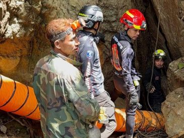 Las personas llevan 6 días atrapadas en la cueva y se desconoce si aún siguen con vida. AP/Metta Tham Rescue Kalasin