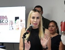La líder morenista afirmó que a través de páginas y cuentas en redes sociales se distribuyen contenidos falsos y mensajes manipulados con el objetivo de desinformar a la población. CORTESÍA