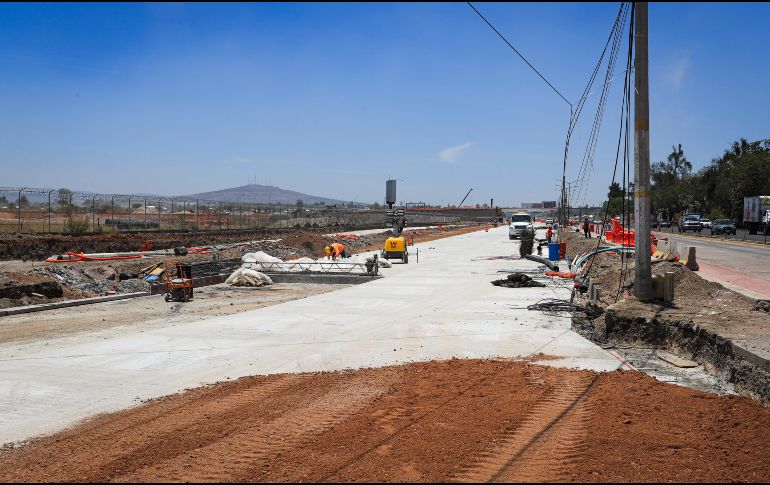 La ampliación vial y nuevas obras de movilidad en la zona aeroportuaria de Guadalajara buscan mejorar la conectividad rumbo al Mundial 2026. EL INFORMADOR/ J. ACOSTA.