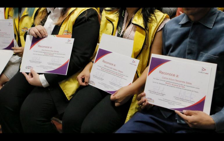 Jóvenes Construyendo el Futuro ofrece un apoyo económico, seguro del IMSS y una constancia de capacitación del centro elegido. EL INFORMADOR/ARCHIVO