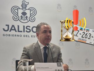 Esta semana, las recaudadoras trabajarán en un horario extendido para las personas que aún tienen pendiente realizar el cambio de placas. EL INFORMADOR / R. Bobadilla