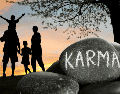 Aunque algunas interpretaciones pertenecen al terreno espiritual y no científico, el interés refleja una conversación cada vez más amplia sobre bienestar emocional y relaciones familiares. CANVA