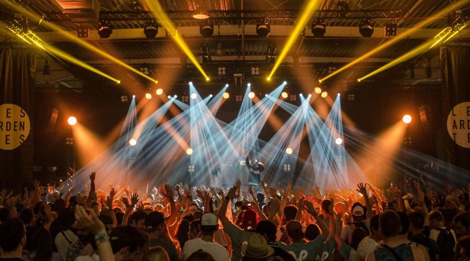 Conciertos, ambiente nocturno y espectáculos masivos marcarán el cierre de mayo en la capital de Jalisco. PEXELS