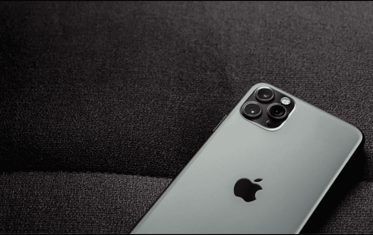 En los últimos días han circulado en redes sociales y sitios especializados nuevas filtraciones sobre la próxima generación de teléfonos de Apple. CANVA.