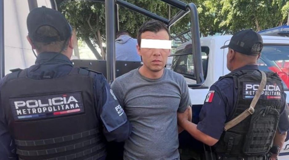 Por su presunta participación en delitos contra la salud y por haber sido sorprendidos en posesión de varias dosis de droga, oficiales de la Policía Metropolitana detuvieron a tres presuntos narcomenudistas en hechos distintos. ESPECIAL