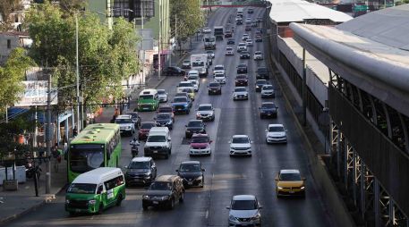 El programa Hoy No Circula se aplica de las 5:00 a las 22:00 horas en todas las alcaldías de la Ciudad de México y en tres zonas conurbadas del Estado de México. SUN/C. Mejía
