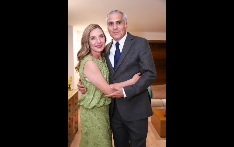 Paulina Maciel Bouttier y Alejandro Organista Orozco. GENTE BIEN JALISCO / C. Jimeno