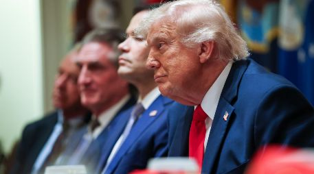 Estados Unidos e Irán han intensificado contactos en los últimos días para intentar extender la tregua y evitar una nueva escalada militar. EFE/S. Corum