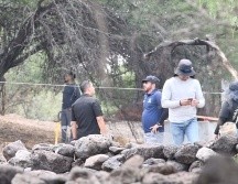 El pasado domingo, el colectivo informó sobre el primer hallazgo en el sitio, tras retomar las labores de búsqueda en el presunto crematorio clandestino localizado hace varios días. ESPECIAL.
