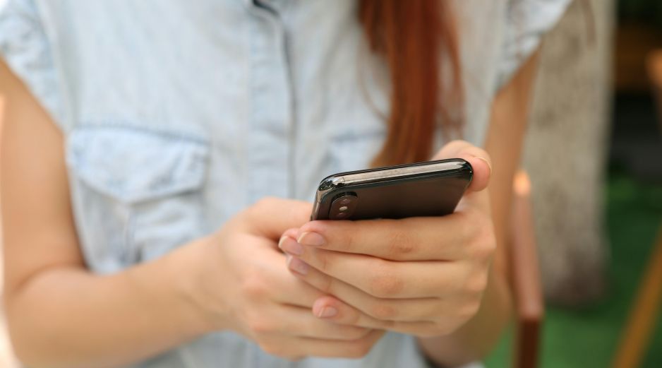 Consultar el estatus actual de tu línea teléfonica es un proceso completamente gratuito. UNSPLASH / Y. FRESH