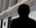 La dependencia señaló que antes de retirar cada registro realizó un proceso de verificación interinstitucional para garantizar que la eliminación no afectara la política exterior ni los intereses de seguridad nacional de EU. ESPECIAL / CANVA