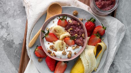 Integrar yogurt con estas frutas  dieta diaria marcará un antes y un después definitivo en su rendimiento físico UNSPLASH / V. NG