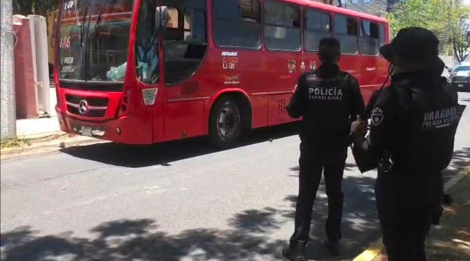 No hubo ninguna otra persona afectada por la agresión, sin embargo, sí hubo sustos por parte de alguno de los pasajeros de la unidad del transporte público. ESPECIAL