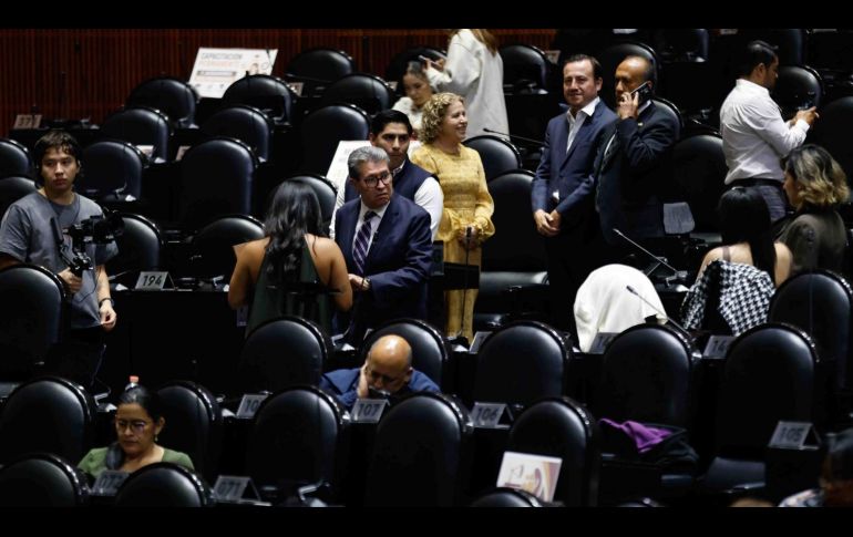 Los diputados del PAN, PRI y MC se lanzaron contra Morena y consideraron que, con esta medida, buscan quitarse del camino a rivales opositores. SUN/D. Sánchez