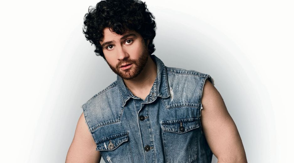 El actor mexicano comparte que está en una etapa creativa de su carrera. CORTESÍA