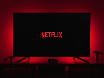 A partir del 1 de junio, Netflix dejará de funcionar en televisores y celulares antiguos por incompatibilidad técnica. Unsplash