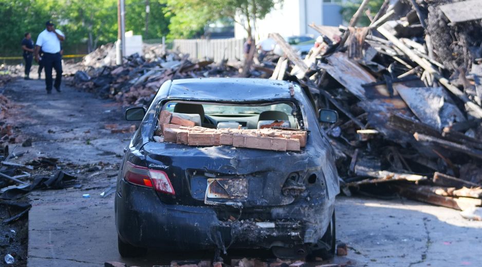 Un vehículo cerca del lugar de la explosión en Dallas, el 29 de mayo del 2026. AP/J. Cortez