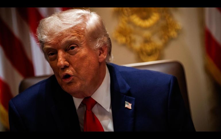 Las piernas hinchadas de Trump, así como unos moretes en sus manos, dieron lugar a toda clase de especulaciones sobre su salud. EFE/S. Corum