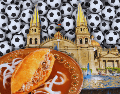 El platillo insignia por excelencia es la torta ahogada, un verdadero emblema culinario de la región. ESPECIAL / CANVA