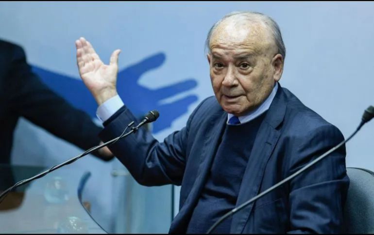 La noticia fue dada a conocer durante las primeras horas del día y rápidamente generó reacciones en el entorno deportivo, donde su nombre permaneció durante más de 30 años como uno de los más representativos de la institución cementera. IMAGO7.