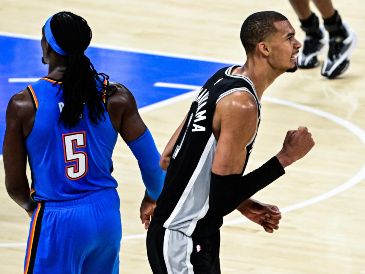 Con Victor Wembanyama como MVP del Oeste, los Spurs eliminaron al campeón defensor y buscarán su sexto título de la NBA. EFE/ G. LEONG.
