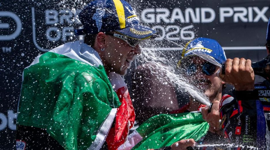 Bezzecchi amplía su ventaja al frente del campeonato hasta los 17 puntos sobre su compañero de equipo Martín. EFE/C. Giovannini