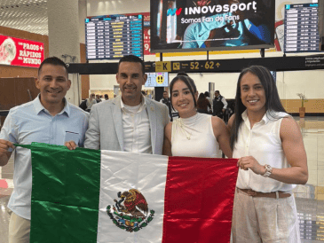 La delegación mexicana está conformada por dos árbitros centrales, tres asistentes y dos oficiales de VAR, quienes estarán disponibles para ser designados en cualquier encuentro del Mundial 2026. X / FMF