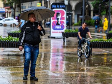 Con la llegada del sexto mes del año, las conversaciones sobre el clima cambian drásticamente en México. El calor extremo y las intensas olas de calor comienzan a ceder espacio al clima más húmedo. EL INFORMADOR / ARCHIVO