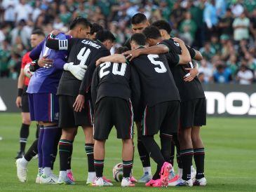 La experiencia y el buen momento de figuras como Ochoa, Edson Álvarez, Alexis Vega y Raúl Jiménez marcan la apuesta del Tri para la Copa del Mundo. EFE/ O. Alonso.