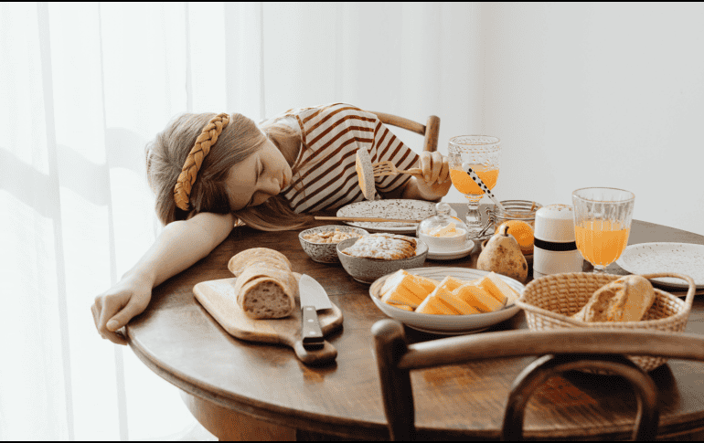 La primera comida del día no solo sirve para quitar el hambre: también puede influir en cómo te sentirás durante toda la mañana. CANVA