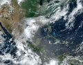 La inmensa nube de polvo sahariano continúa su avance sobre el Mar Caribe y se dirige hacia Estados Unidos, afectando la calidad del aire y la salud respiratoria. ESPECIAL/ Gobierno de México