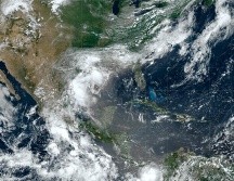 La inmensa nube de polvo sahariano continúa su avance sobre el Mar Caribe y se dirige hacia Estados Unidos, afectando la calidad del aire y la salud respiratoria. ESPECIAL/ Gobierno de México