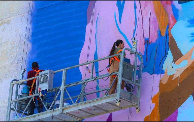 Del Cantinflas de colores a la identidad mexicana: Olga Zuno crea un nuevo mural en Guadalajara