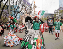El desfile busca visibilizar y respetar a los pueblos originarios como parte esencial de la ciudad capital. CANVA