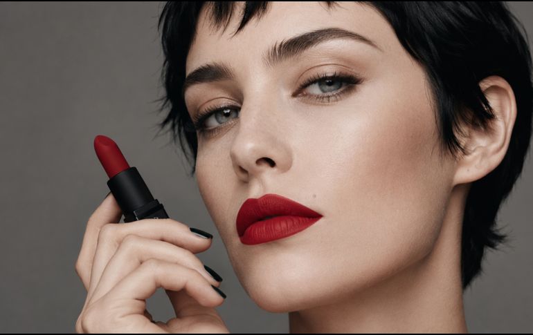 El regreso de los labios mate en su versión más elegante para 2026. ESPECIAL