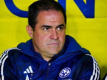 Andre Jardine es el primer entrenador en lograr un tricampeonato en la era de los torneos cortos. IMAGO7/D.PADILLA