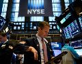 El estancamiento de las negociaciones en Medio Oriente y la nueva escalada de violencia ocasionaron que los precios del petróleo WTI subieran de nuevo. AFP/ARCHIVO
 US-STOCKS-CLOSING