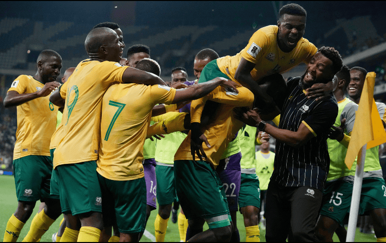 Sudáfrica aterrizó este martes 2 de junio en Pachuca, Hidalgo en donde la FIFA instaló su campamento base. AP/T. Hadebe.