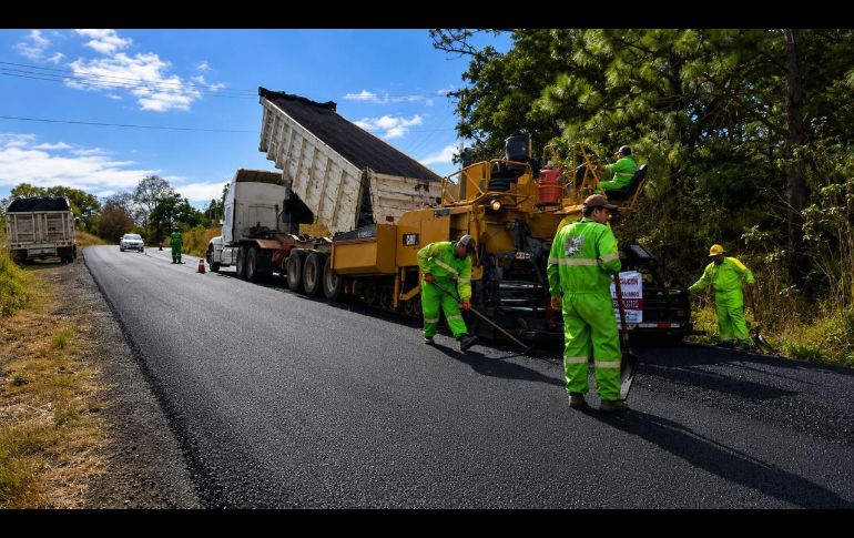 La SICT intervendrá cuatro tramos entre Ameca y Mascota para mejorar la seguridad vial y reducir el deterioro de la vía. ESPECIAL/ SICJ Jalisco.