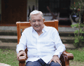 AMLO respalda a Sheinbaum y cuestiona cambio de postura de Trump